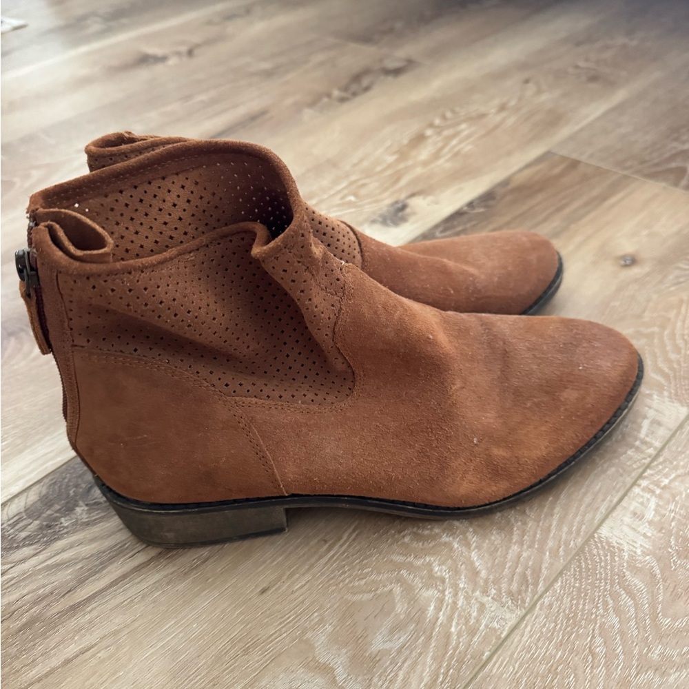 NINEWEST Brown Suede Ankle Boots